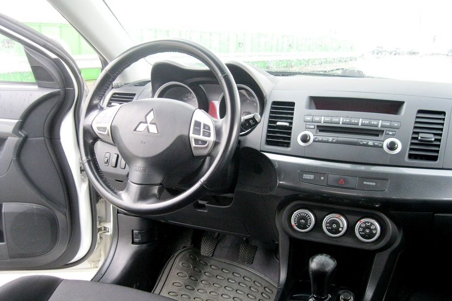 Продам Mitsubishi Lancer X 2006 года в Киеве