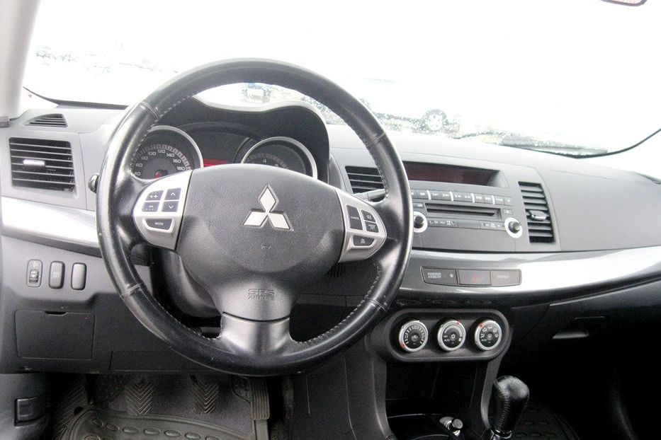 Продам Mitsubishi Lancer X 2006 года в Киеве