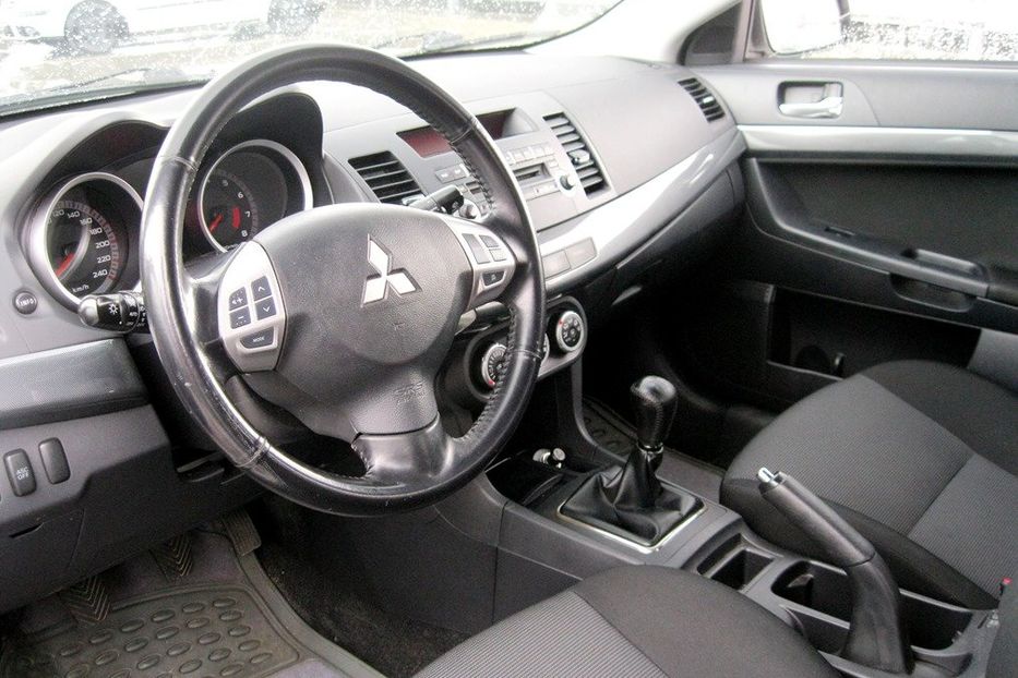 Продам Mitsubishi Lancer X 2006 года в Киеве