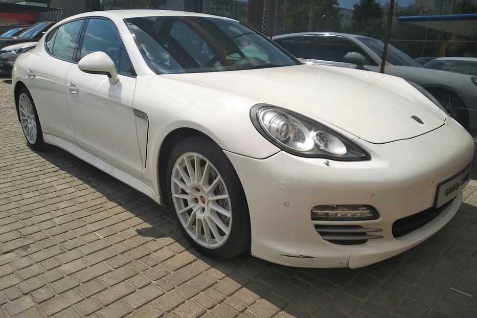 Продам Porsche Panamera 4 2011 года в Одессе