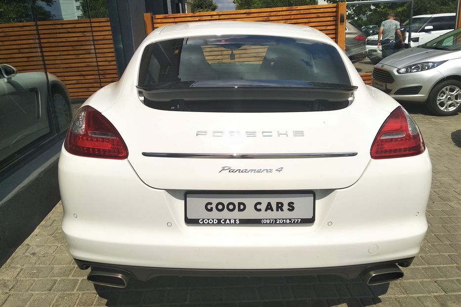 Продам Porsche Panamera 4 2011 года в Одессе