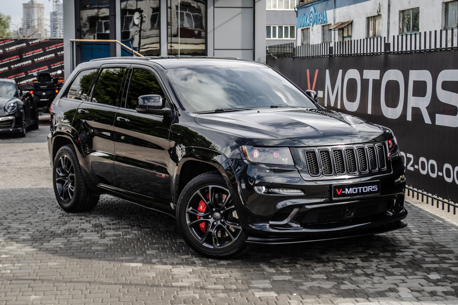 Продам Jeep Grand Cherokee SRT8 2012 года в Киеве