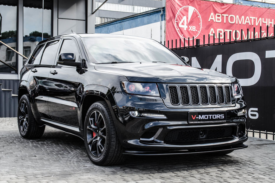 Продам Jeep Grand Cherokee SRT8 2012 года в Киеве