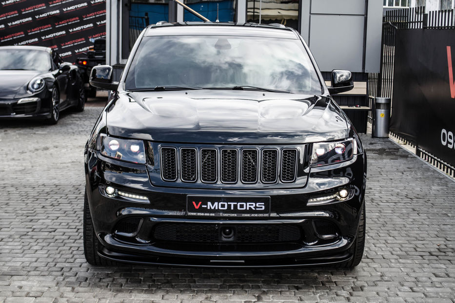 Продам Jeep Grand Cherokee SRT8 2012 года в Киеве