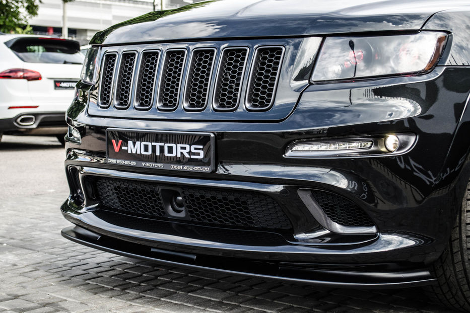 Продам Jeep Grand Cherokee SRT8 2012 года в Киеве