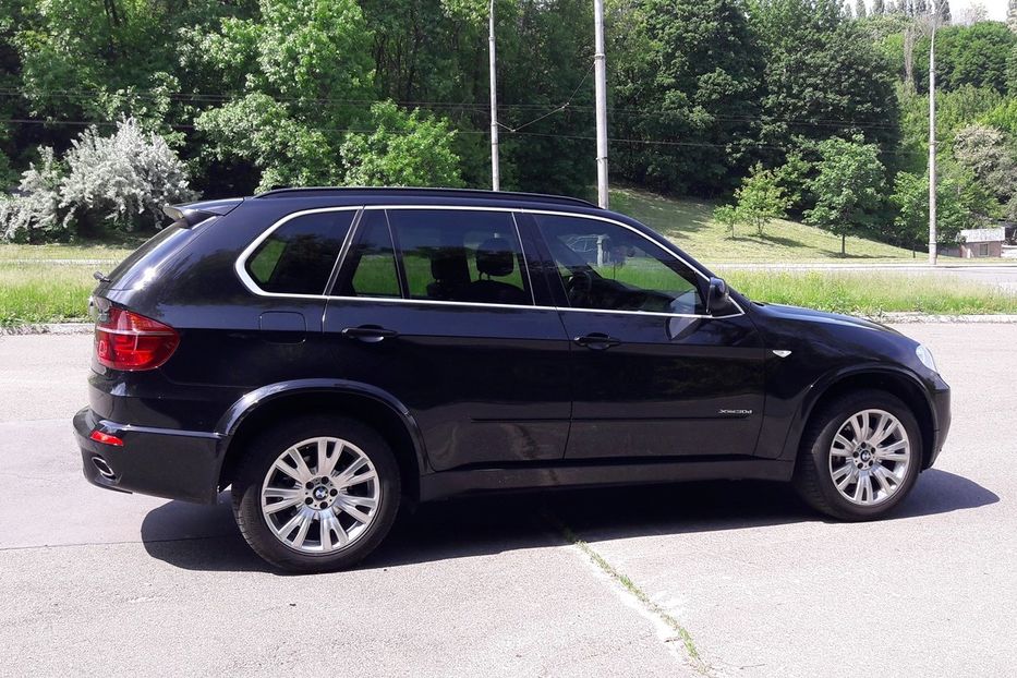 Продам BMW X5 3.0 TDI 2012 года в Киеве