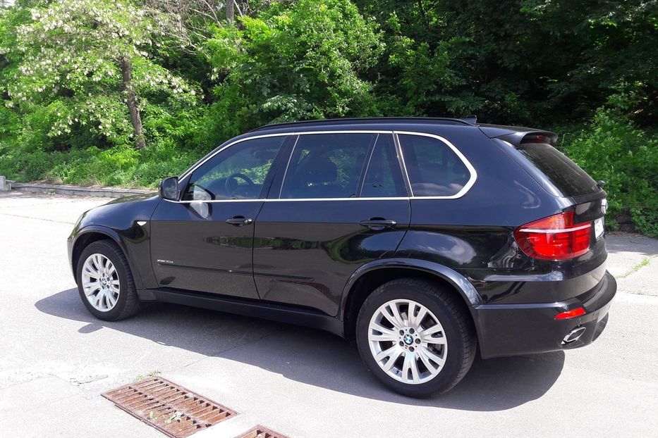 Продам BMW X5 3.0 TDI 2012 года в Киеве