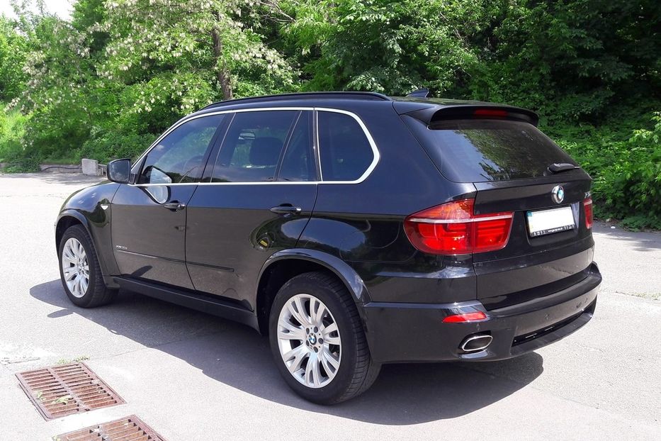 Продам BMW X5 3.0 TDI 2012 года в Киеве