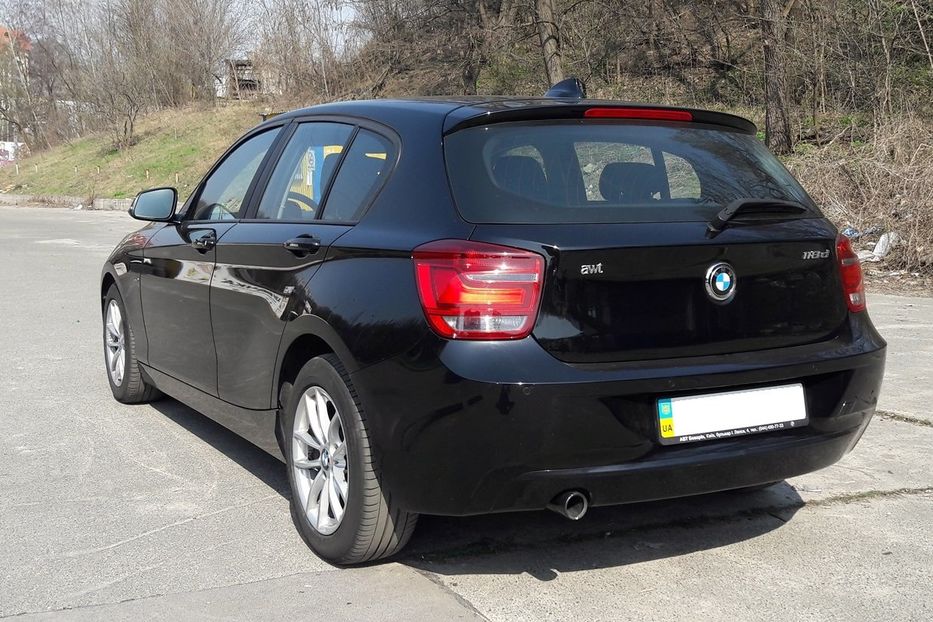 Продам BMW 118 2.0 TDI 2014 года в Киеве