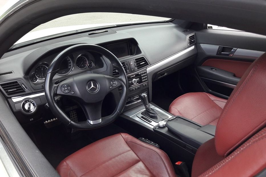 Продам Mercedes-Benz E-Class 350 AMG 2009 года в Киеве