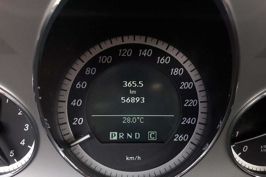 Продам Mercedes-Benz E-Class 350 AMG 2009 года в Киеве