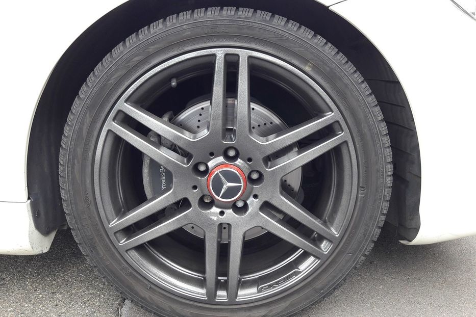 Продам Mercedes-Benz E-Class 350 AMG 2009 года в Киеве