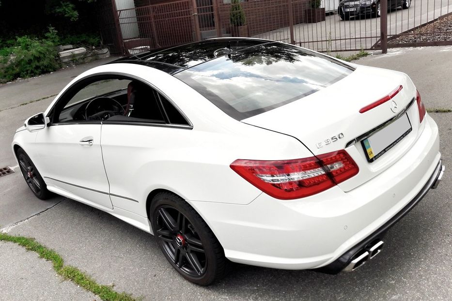 Продам Mercedes-Benz E-Class 350 AMG 2009 года в Киеве
