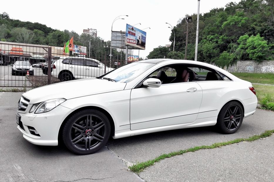 Продам Mercedes-Benz E-Class 350 AMG 2009 года в Киеве