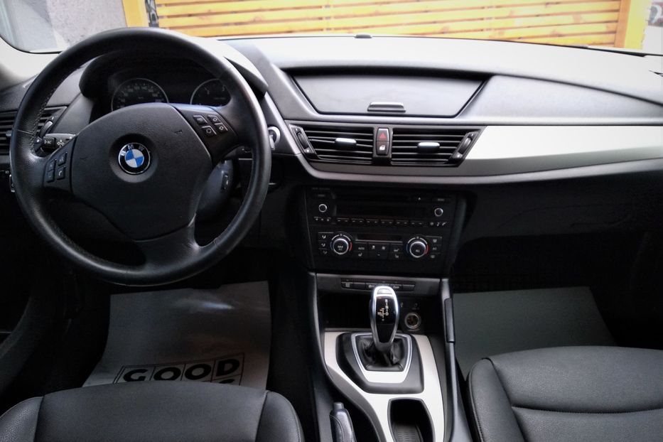 Продам BMW X1 2015 года в Одессе