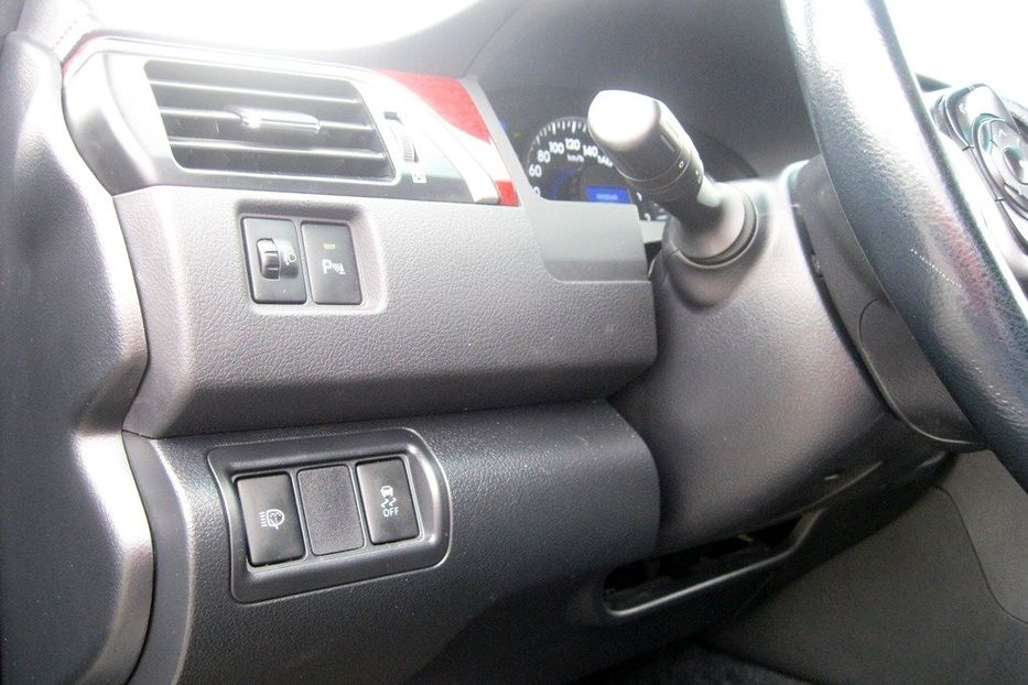 Продам Toyota Camry 2013 года в Киеве
