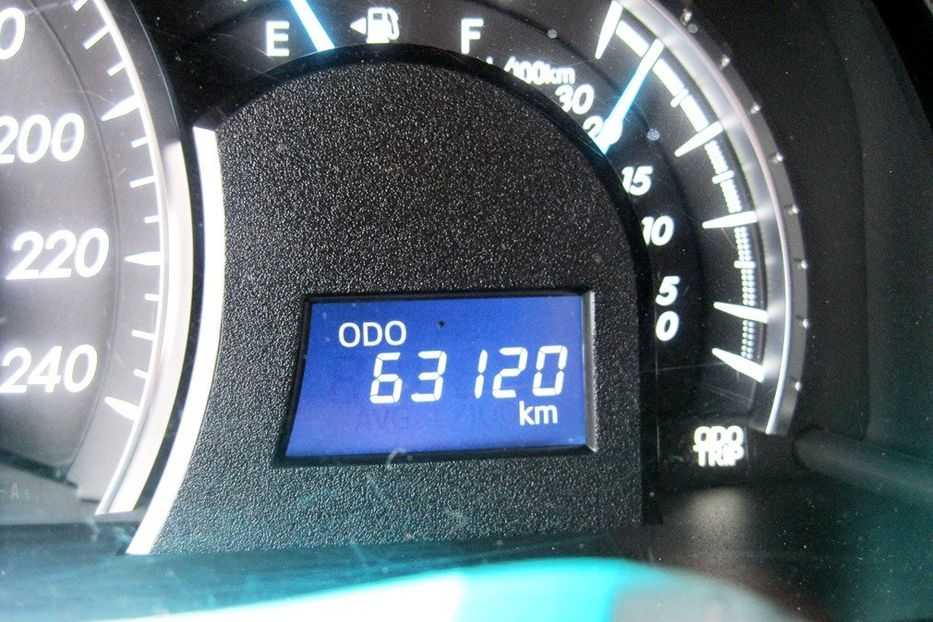 Продам Toyota Camry 2013 года в Киеве