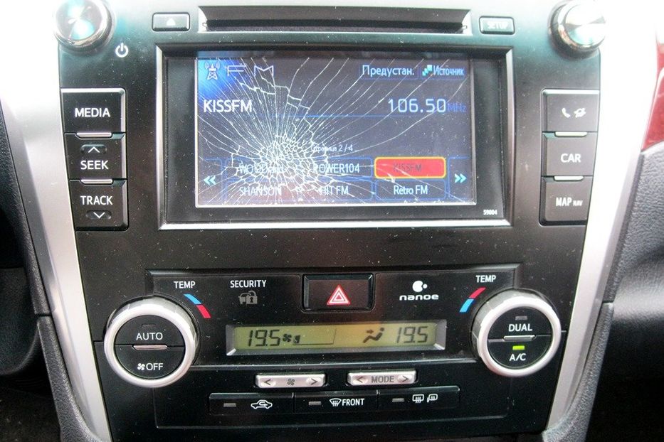Продам Toyota Camry 2013 года в Киеве