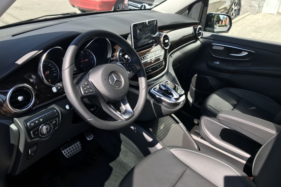 Продам Mercedes-Benz V-Class V 220d L 4MATIC 2018 года в Днепре