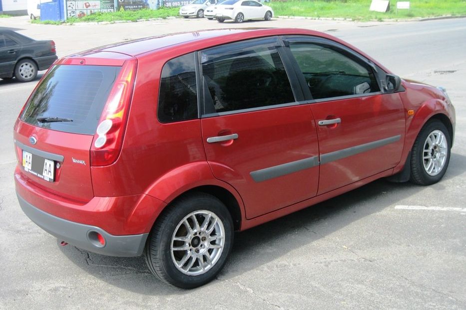 Продам Ford Fiesta 2006 года в Киеве