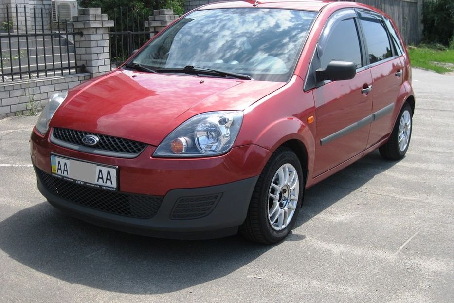 Продам Ford Fiesta 2006 года в Киеве