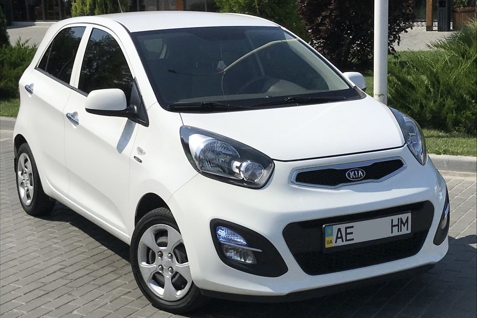 Продам Kia Picanto Sport 2013 года в Днепре