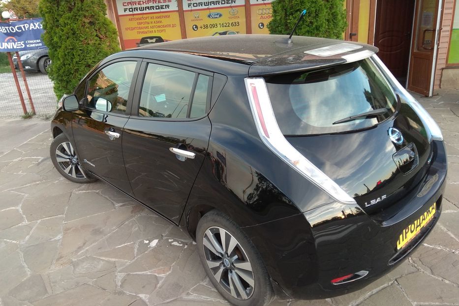 Продам Nissan Leaf SL 2013 года в Харькове