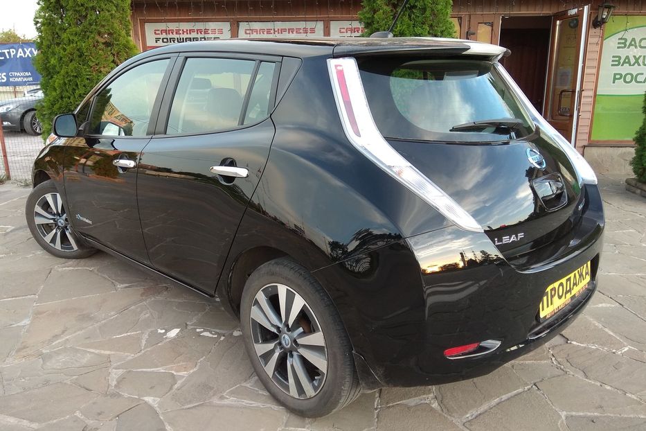 Продам Nissan Leaf SL 2013 года в Харькове