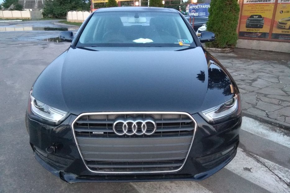 Продам Audi A4 Premium 2013 года в Харькове