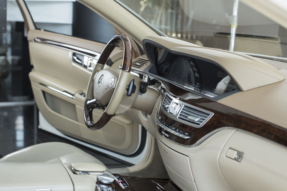 Продам Mercedes-Benz S-Class S500 2012 года в Одессе