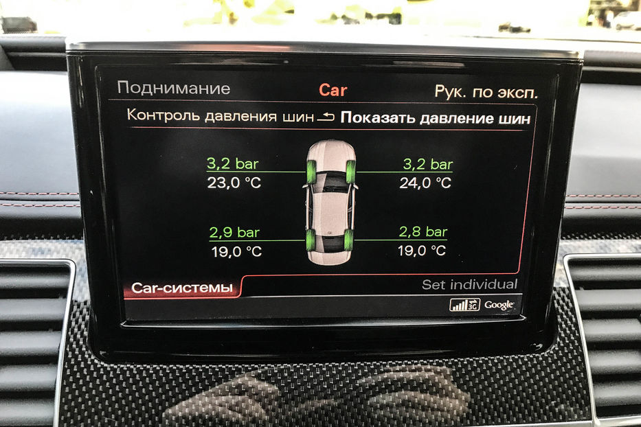 Продам Audi S8 PLUS 2016 года в Киеве