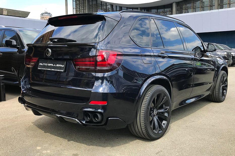 Продам BMW X5 M performance  2013 года в Киеве