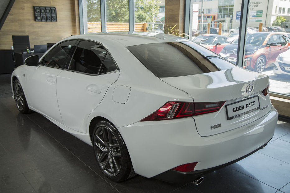 Продам Lexus IS 200 t 2016 года в Одессе