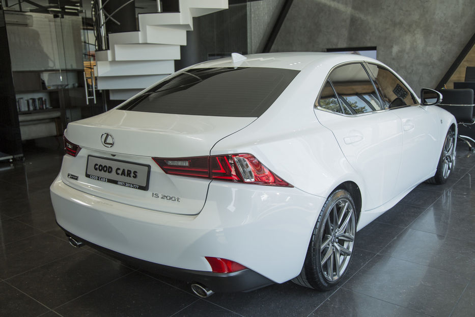 Продам Lexus IS 200 t 2016 года в Одессе