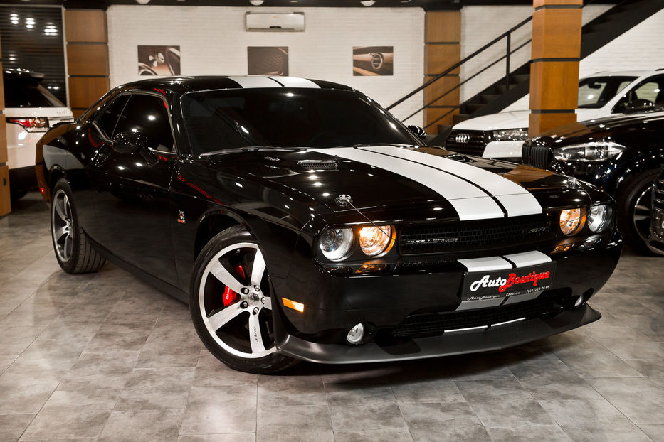 Продам Dodge Challenger  SRT 8 2015 года в Одессе