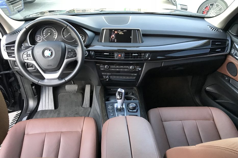 Продам BMW X5 2016 года в Киеве