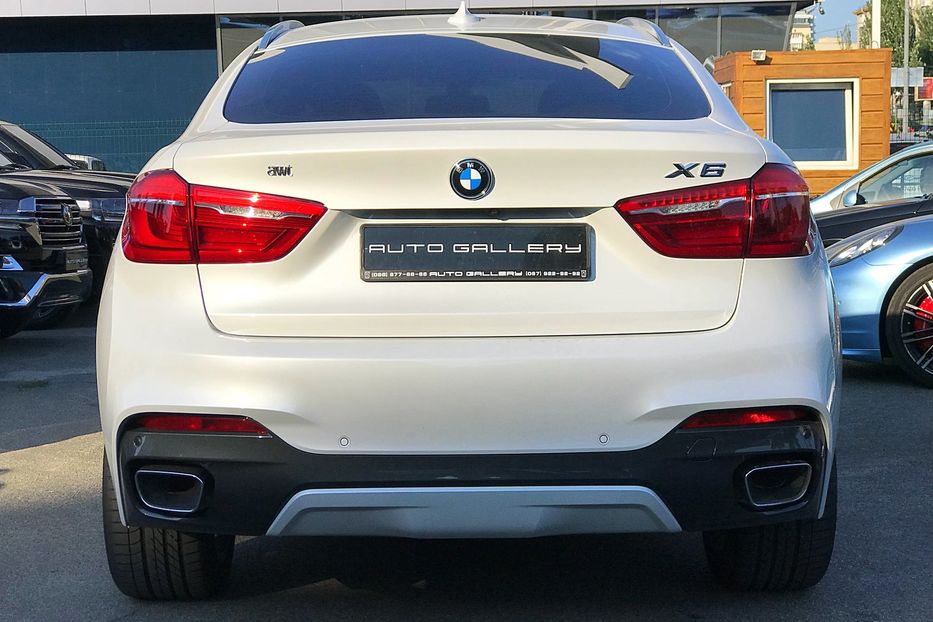 Продам BMW X6 M pkg  2016 года в Киеве