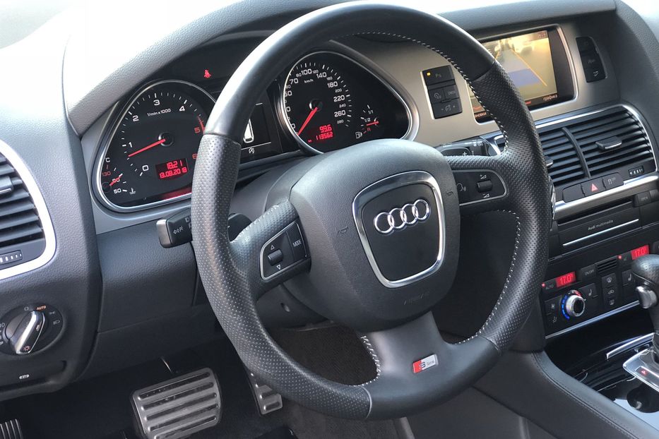 Продам Audi Q7 3.0 TD S-LINE 2010 года в Киеве