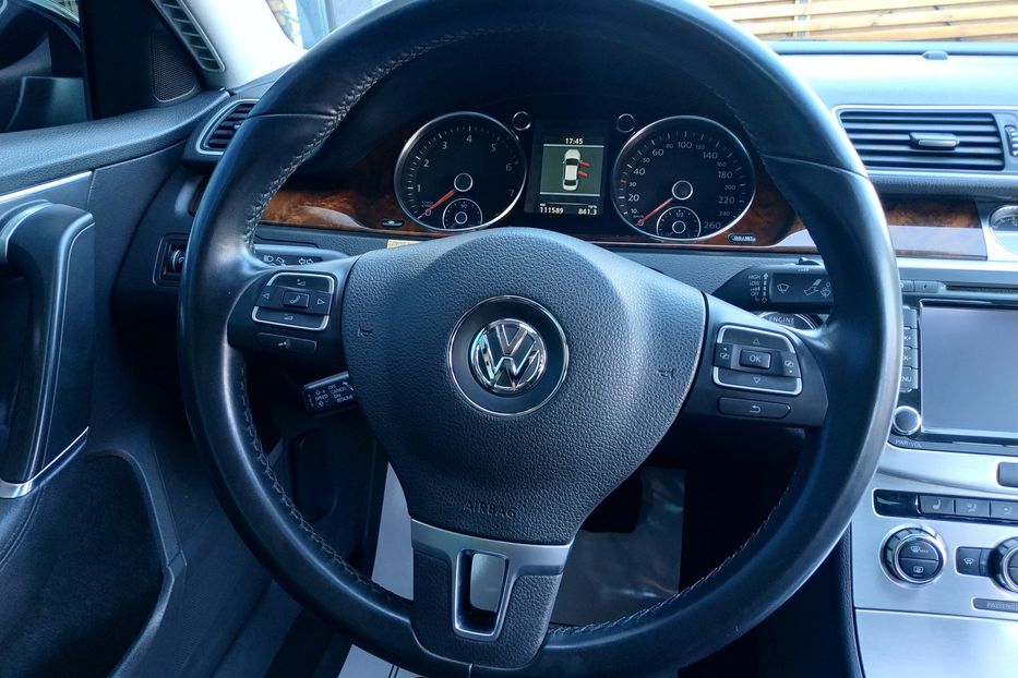 Продам Volkswagen Passat B7 V6 3.6 2012 года в Одессе