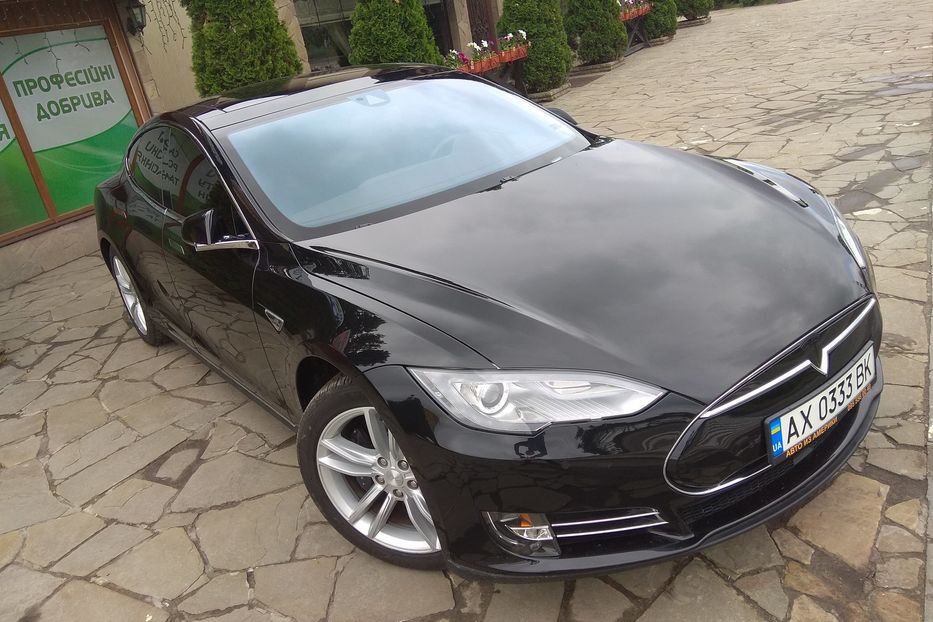 Продам Tesla Model S 85d 2016 года в Харькове