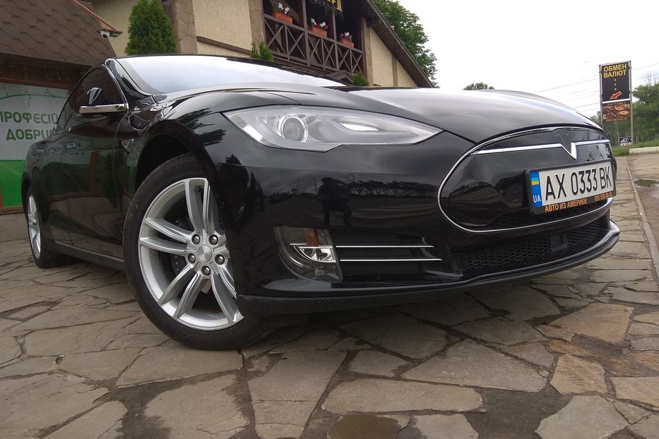 Продам Tesla Model S 85d 2016 года в Харькове