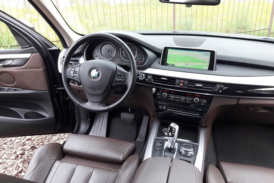 Продам BMW X5 2015 года в Киеве