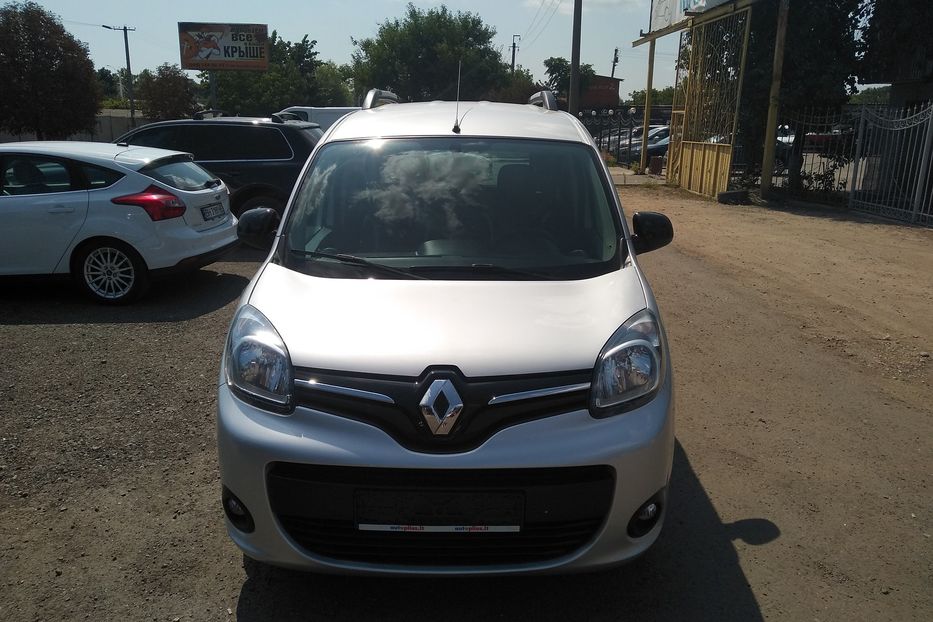 Продам Renault Kangoo пасс. 2016 года в Одессе