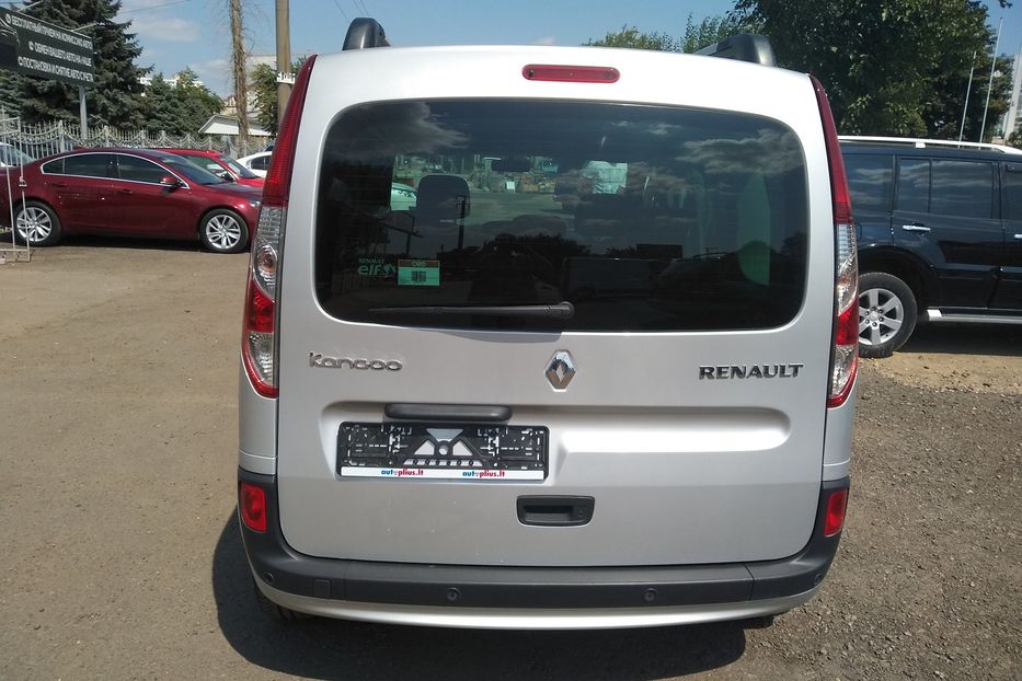 Продам Renault Kangoo пасс. 2016 года в Одессе
