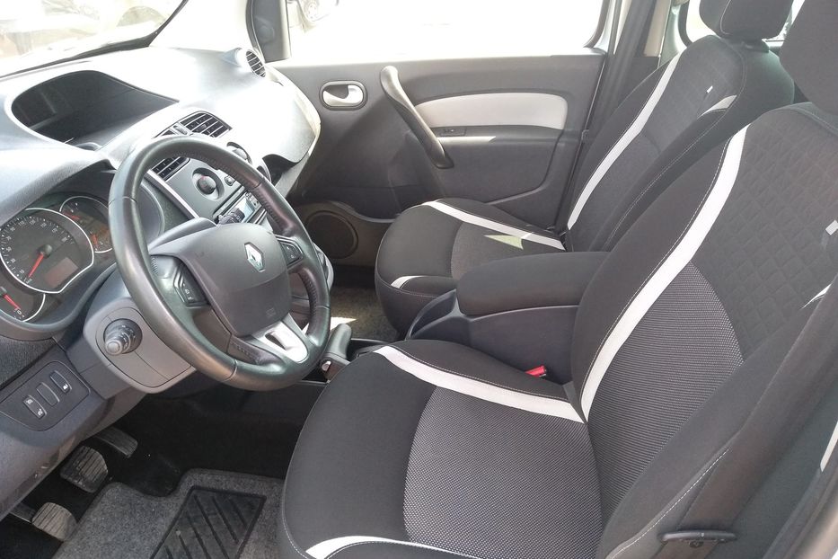 Продам Renault Kangoo пасс. 2016 года в Одессе