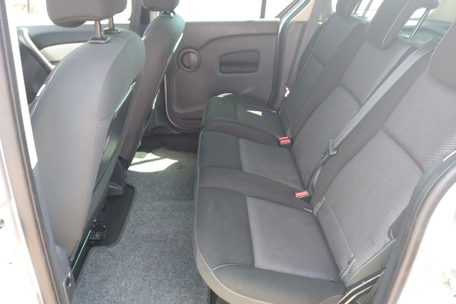 Продам Renault Kangoo пасс. 2016 года в Одессе