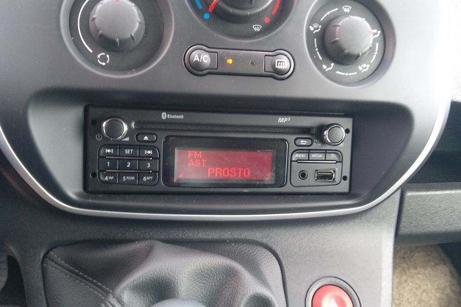 Продам Renault Kangoo пасс. 2016 года в Одессе