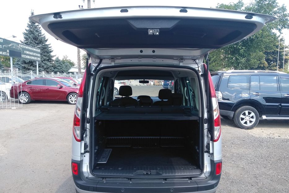 Продам Renault Kangoo пасс. 2016 года в Одессе