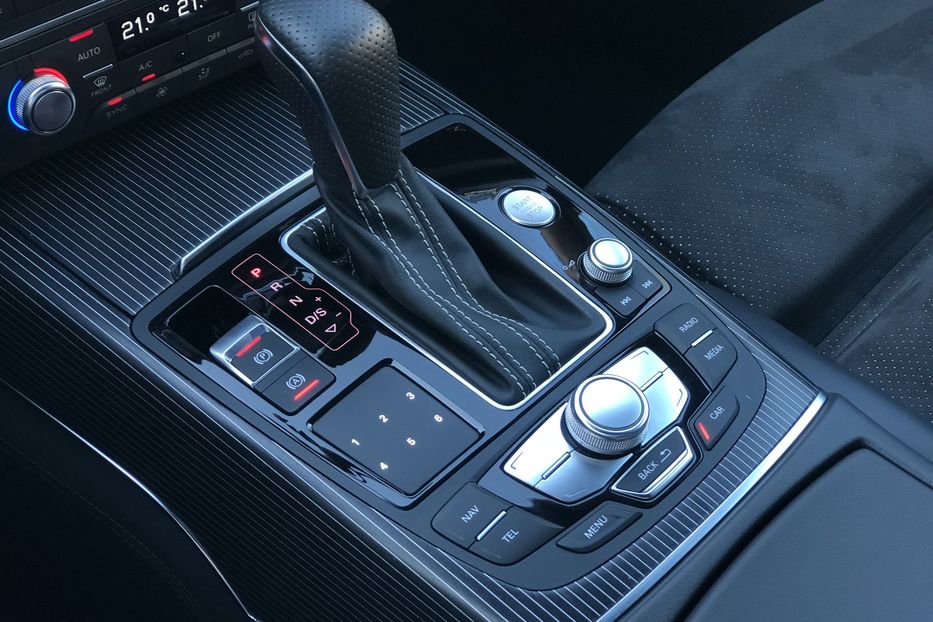 Продам Audi A7 S-Line 3,0TFSI Quattro 2014 года в Киеве