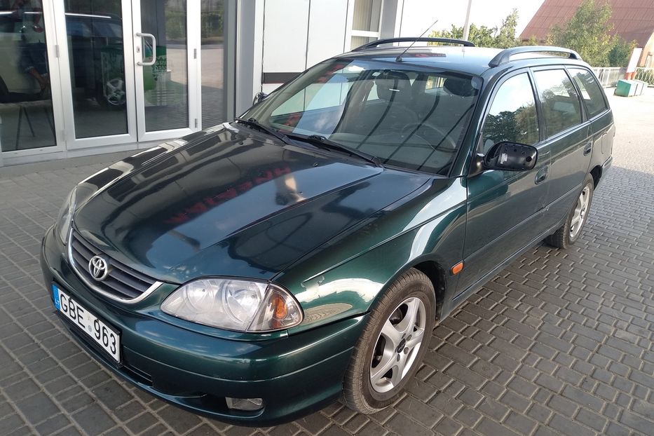 Продам Toyota Avensis 2002 года в Одессе